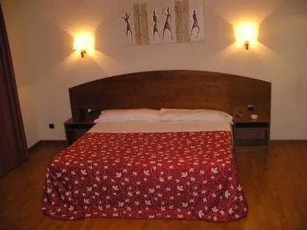 Emporio Otel